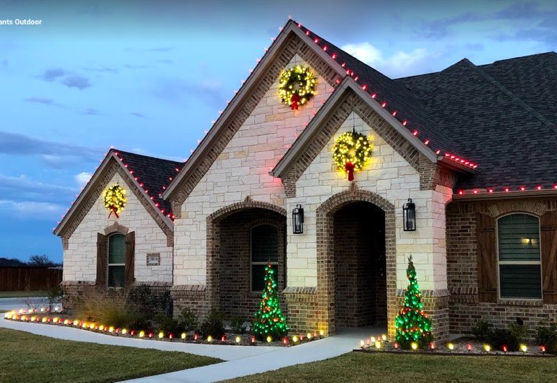 Christmas lights Benbrook